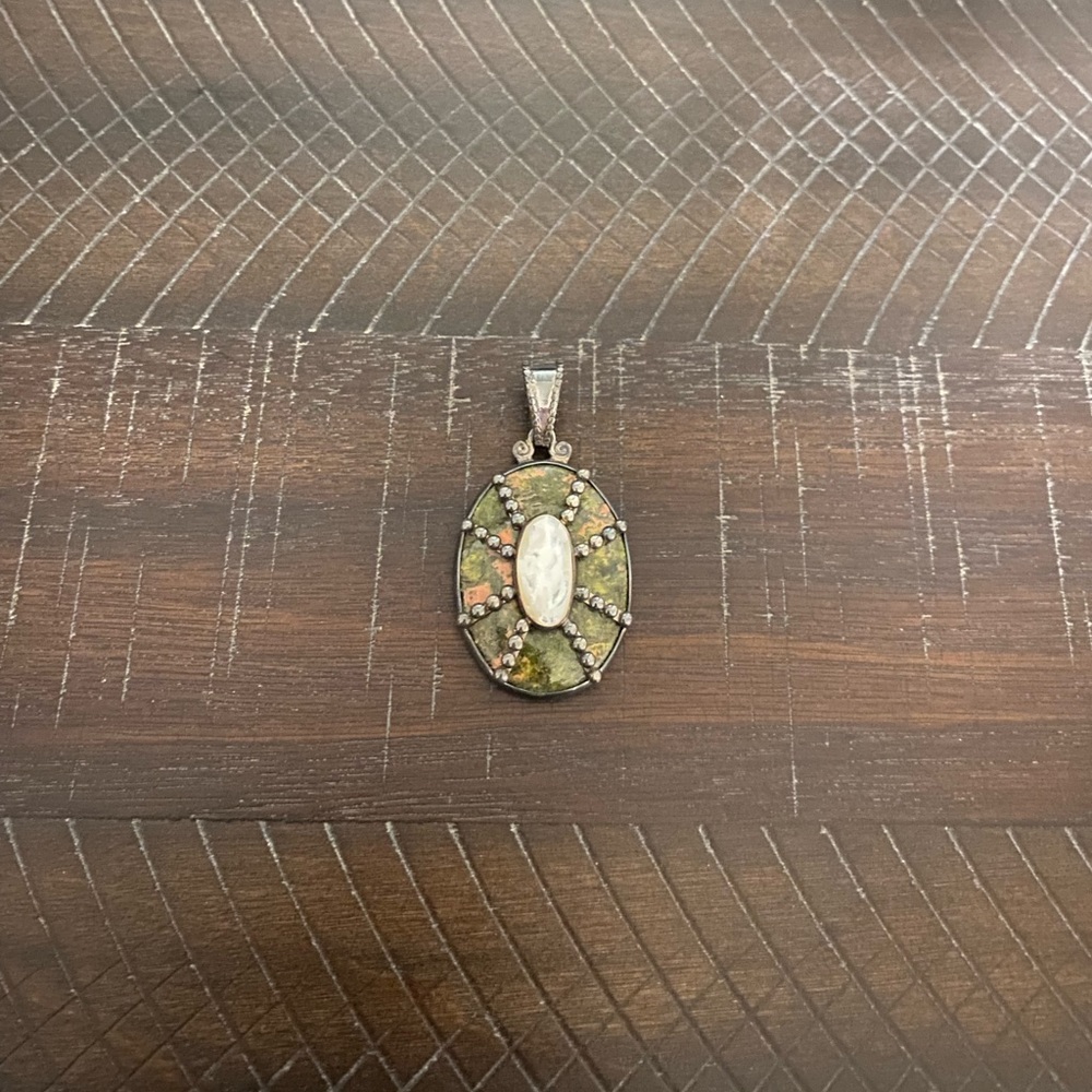 Sajen 925 Vintage Oval Pendant